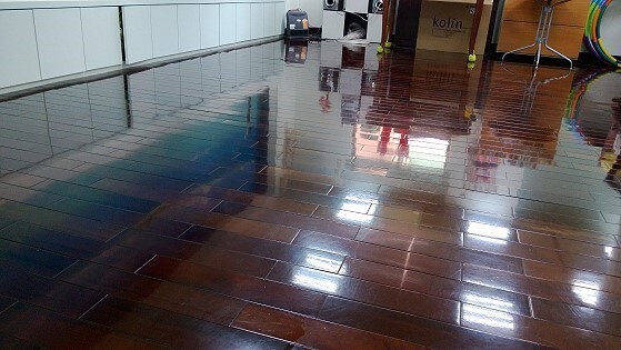 木質地板打蠟