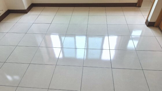 磁磚地板除殘膠後