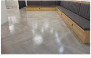 復興北路商務中心地板打蠟後_潔淨亮麗