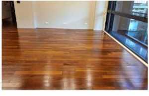 內湖住宅木地板打蠟後