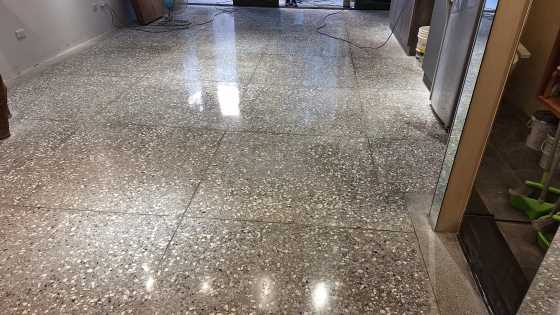 磨石子地板拋光後讓人眼前一亮