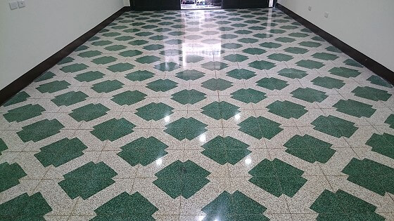 磨石子地磚拋光